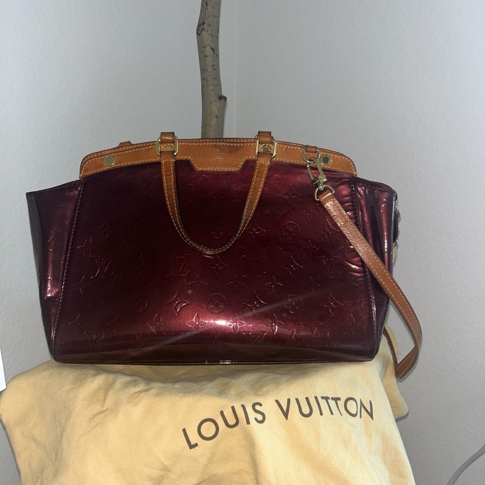 Louis Vuitton Red and Tan Shoulder Bag with Structured Design
